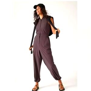 NWT Athleta Brooklyn Utility Jumpsuit Shale Size 12